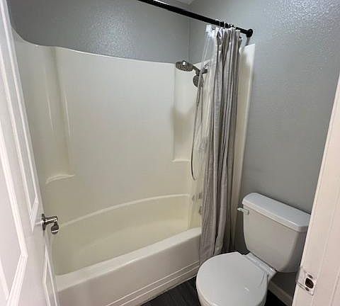 3rd image of 3030 Suncrest Dr Unit 705