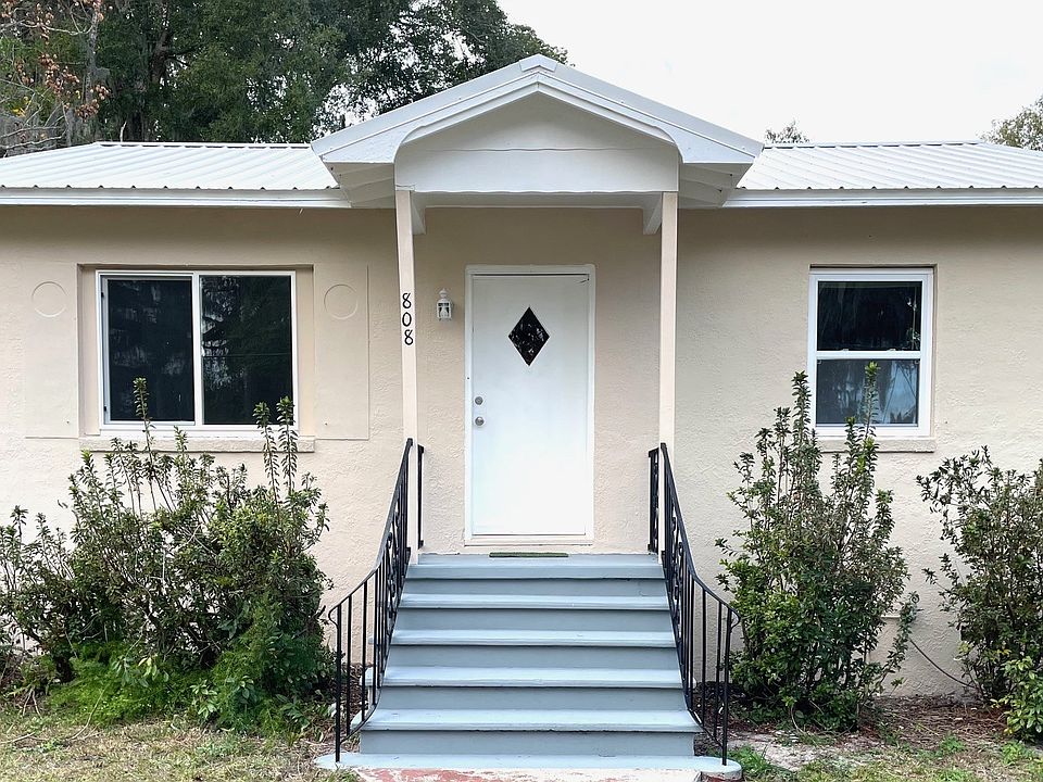 1st image of 808 S 15th St