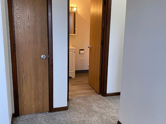 5th image of 4809 SE 6th Ave #1