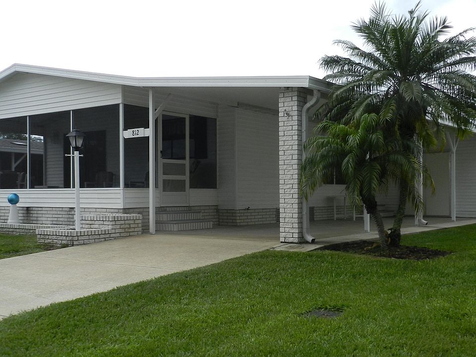1st image of 812 Sapodilla Dr