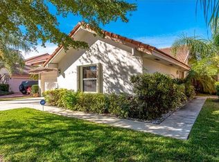 9441 NW 18th Pl, Plantation, FL 33322
