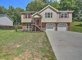 112 Grove Dr, Kingsport, TN 37663