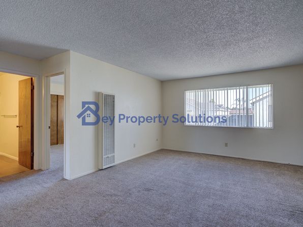 1627 Front St #3