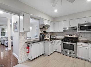 1 Chelsea Cir, Flemington, NJ 08822