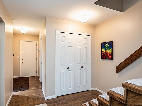 5th image of 1730 W Liberty St #1