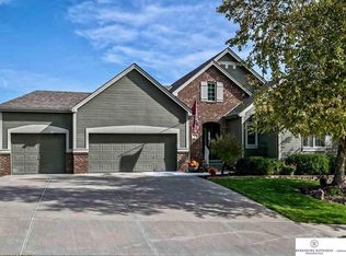 571 S 183rd Ave, Elkhorn, NE 68022
