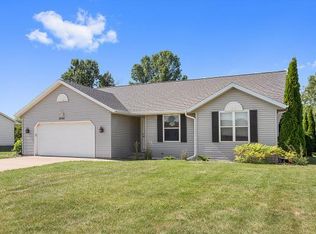 2562 Gemini Rd, Green Bay, WI 54311