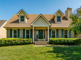 7215 Apple Mill Dr, Louisville, KY 40228