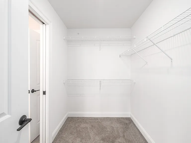 The Residences at LeMoyne Manor — Photo 3