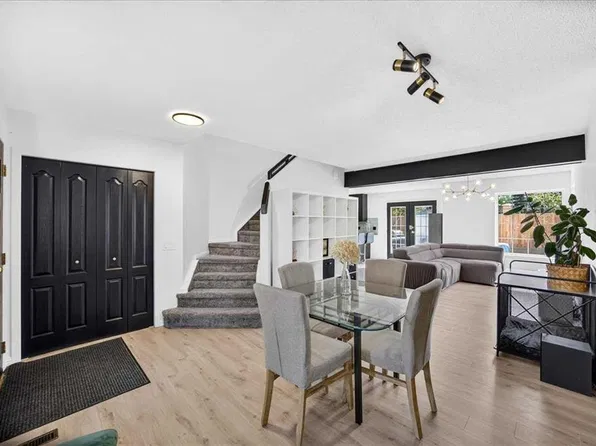 1705 NE Patterson Vw SW, Calgary, AB T3H 3J9