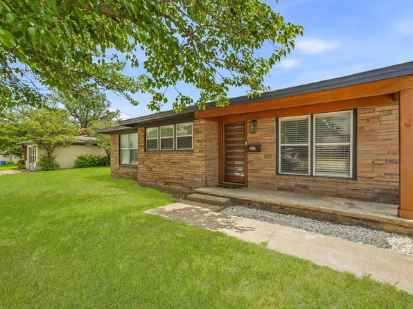 613 Crestview Dr, Granbury, TX 76048