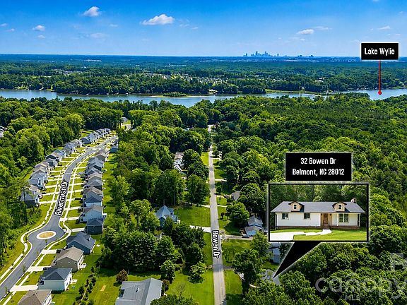 4th image of 32 Bowen Dr