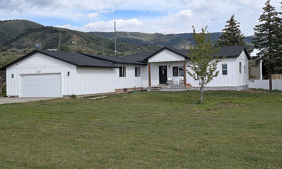 1st image of 2177 Burton Canyon Rd