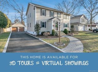 51 Highlawn Rd, Fairfield, CT 06824