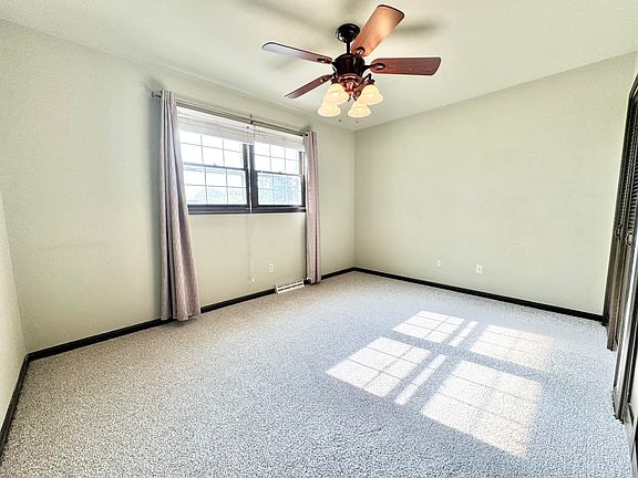 5th image of 4505 Bristol Ln