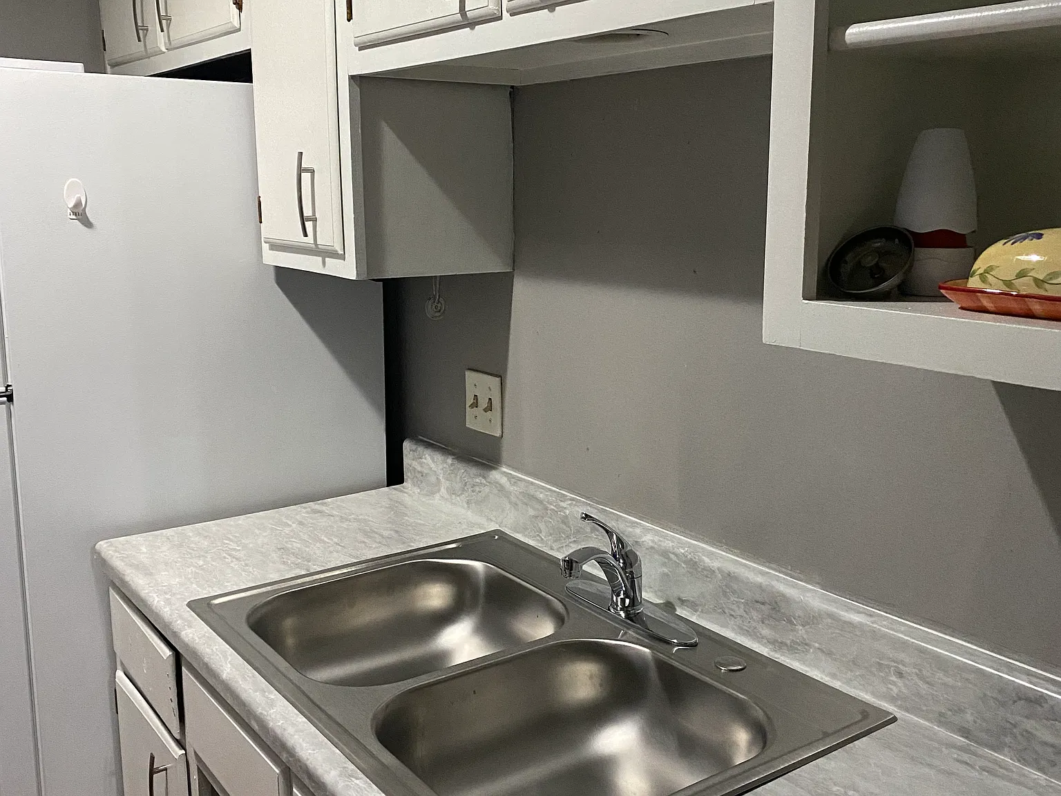 3 bed, 2.5 bath, 1300 sqft, $1,100 — Photo 3