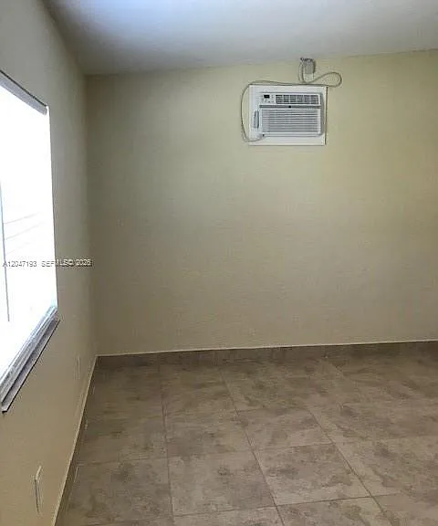 1632 NE 183rd St — Photo 22