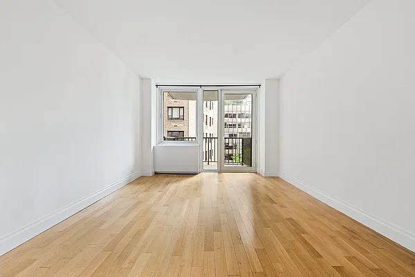 Sold by Compass | media 4