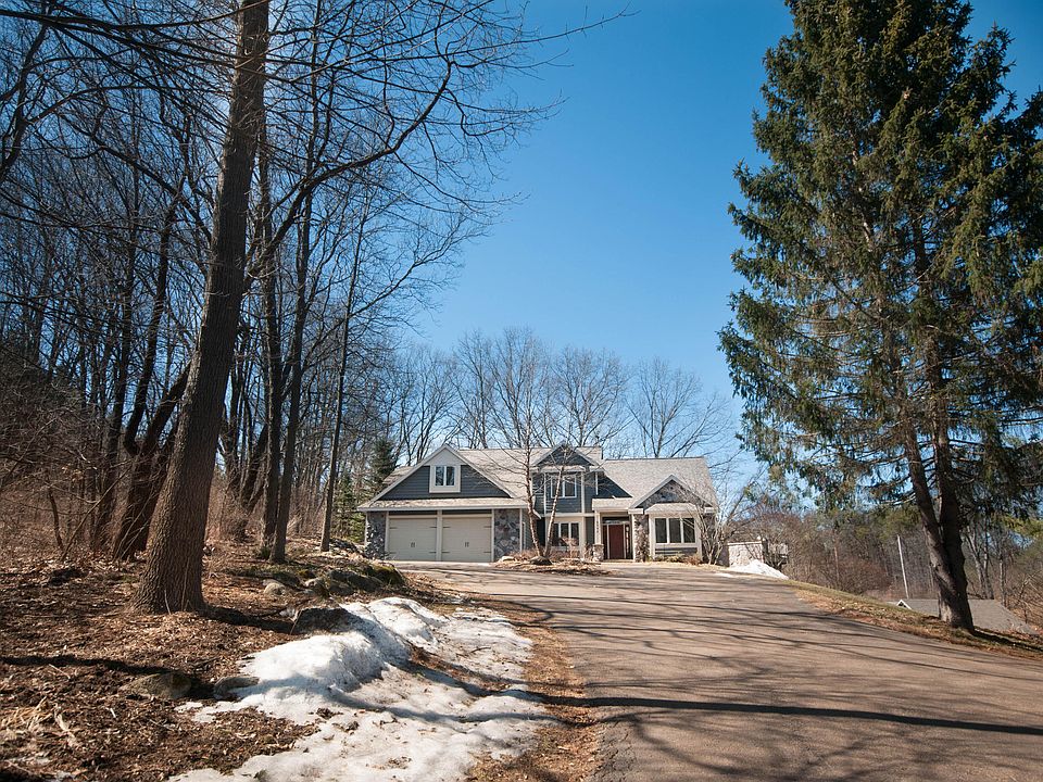 1st image of 8994 Bailey Dr NE