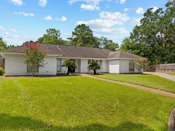 7885 Weaver Dr, Beaumont, TX 77706