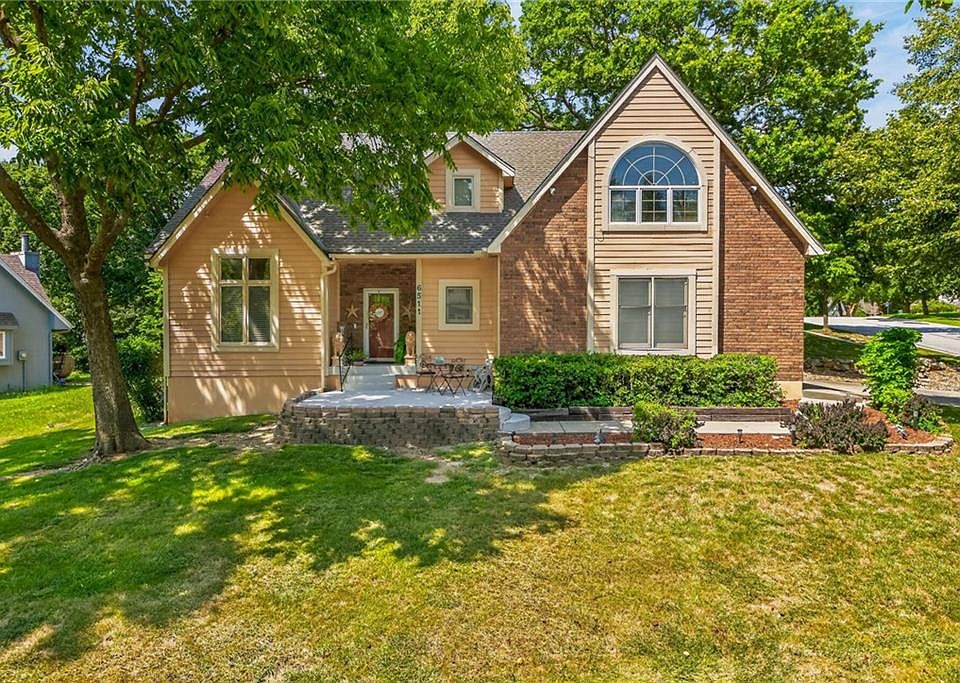 1st image of 6511 Ridgeway Ave