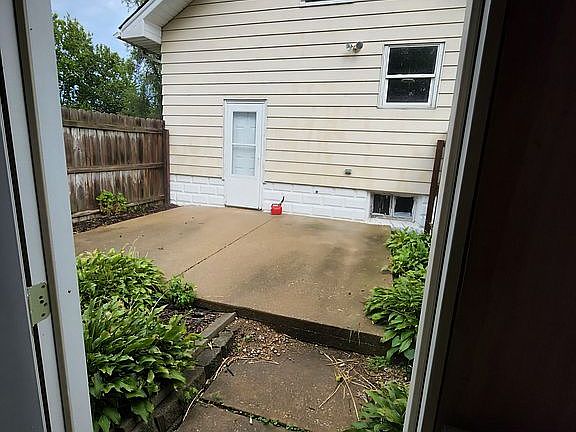 2nd image of 3029 N Delaware Ave