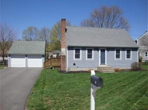 1st image of 14 Woodlawn Dr