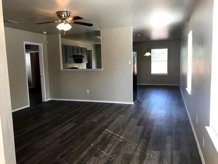 1864 Wickham Dr — Photo 5