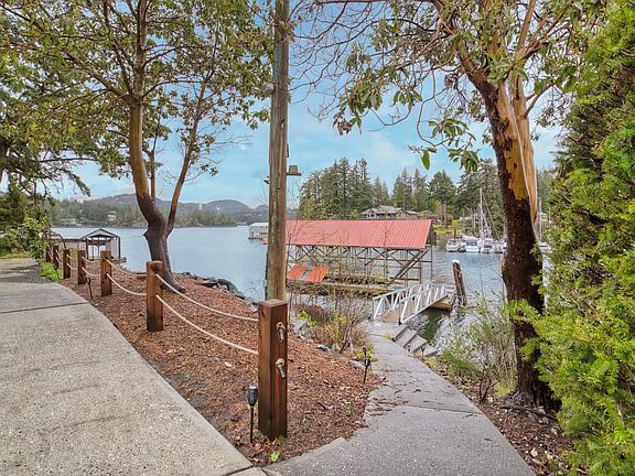 2nd image of 12848 Gilden Rd