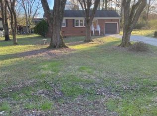 17401 Wedgewood Dr, Lanexa, VA 23089
