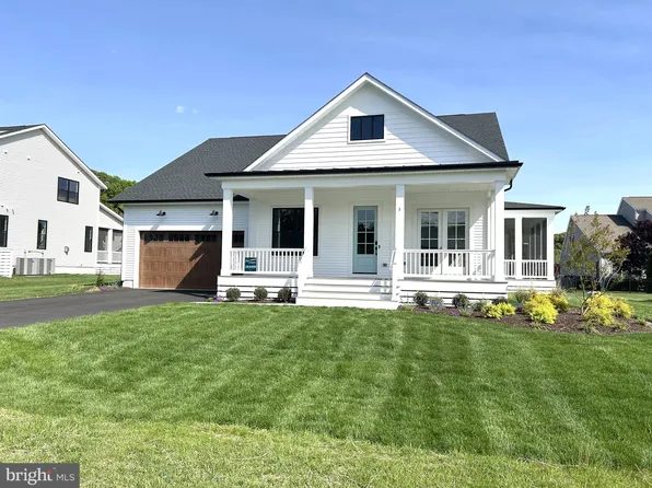 3 Wellington Pl, Rehoboth Beach, DE 19971
