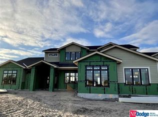 5902 N 292nd Cir, Valley, NE 68064
