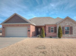 713 Hartley St, Carl Junction, MO 64834