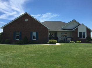 106 Michigan Ave, Farley, IA 52046