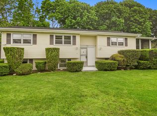5 Waterbury Rd, Norwalk, CT 06851