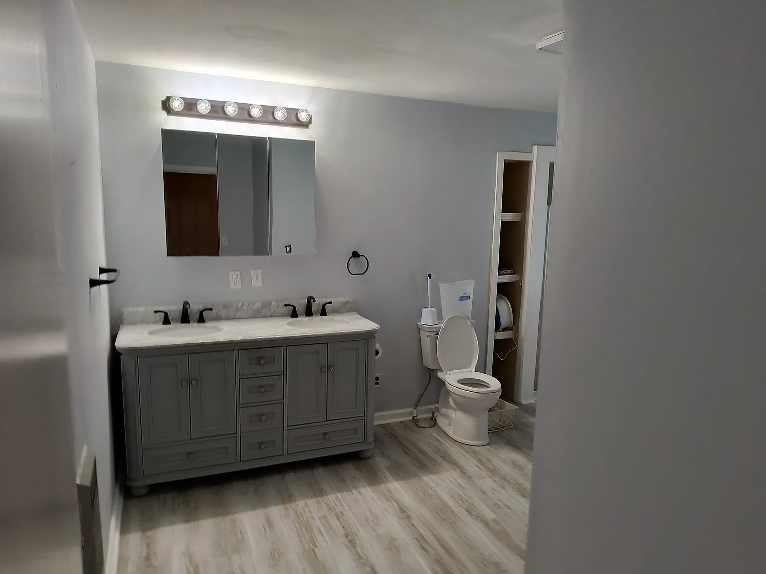 2 bed, 1566 sqft, $1,900 — Photo 4