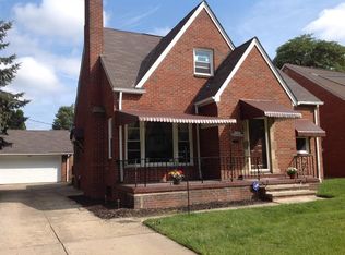 25171 Glenbrook Blvd, Euclid, OH