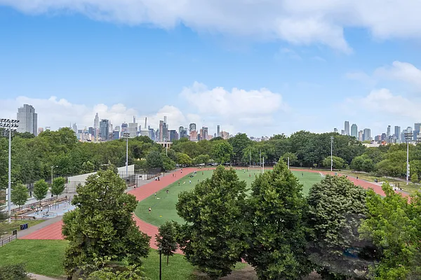 Rented by Miriam Izsak Realty  LLC | media 11