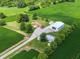 20708 Long Rd, Delavan, IL 61734