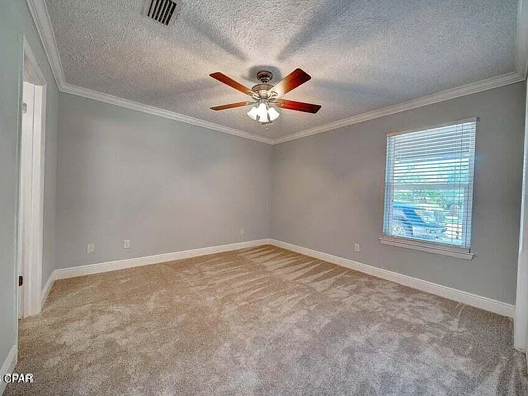 350 Greenwood Cir — Photo 25