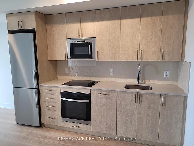 2545 Simcoe St N #612 — Photo 8