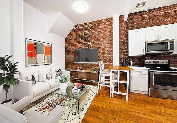 3rd image of 519 Myrtle Ave #1L