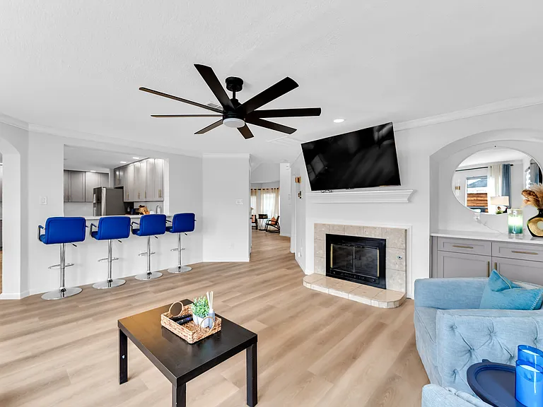 7710 Tidewater Dr — Photo 44