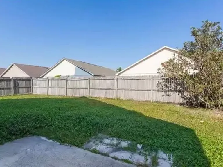 10828 Goldfish Cir — Photo 14