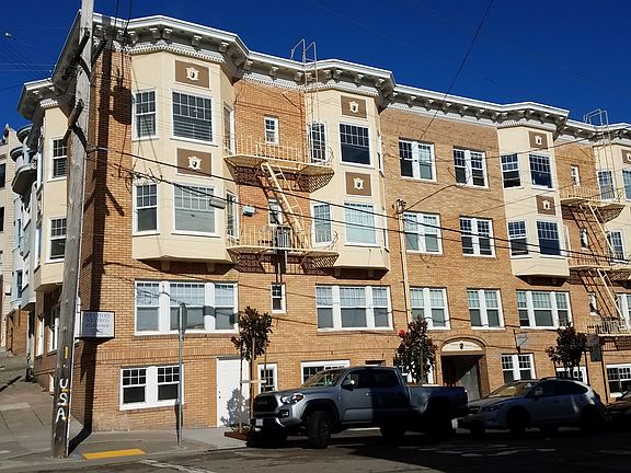 3rd image of 2190 Grove St #18