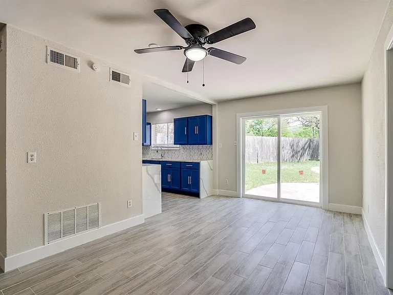 626 Arawe Cir W — Photo 4