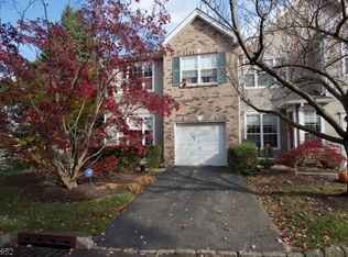 497 Shadow Mountain Rd, Mahwah, NJ 07430