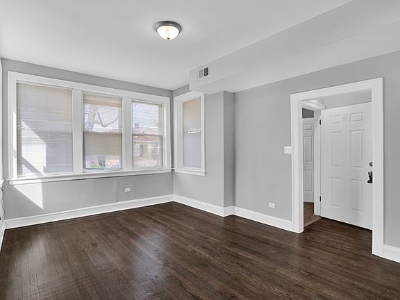 4th image of 6555 S Talman Ave #1