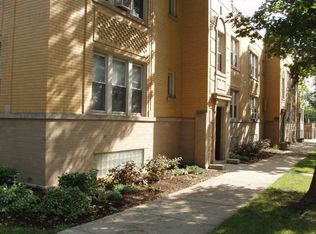 6762 W Raven St #1, Chicago, IL