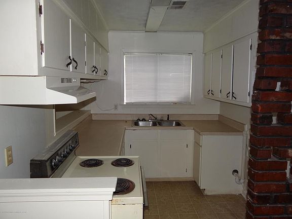 3rd image of 1815 Vicksburg Dr